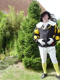 Landsknecht gelb-schwarz weiße Hose gelbe Strümpfe